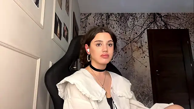 PamelaFougere online show from 21, 4, 2026