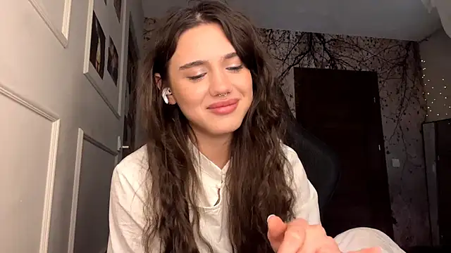 PamelaFougere online show from 20, 4, 2026