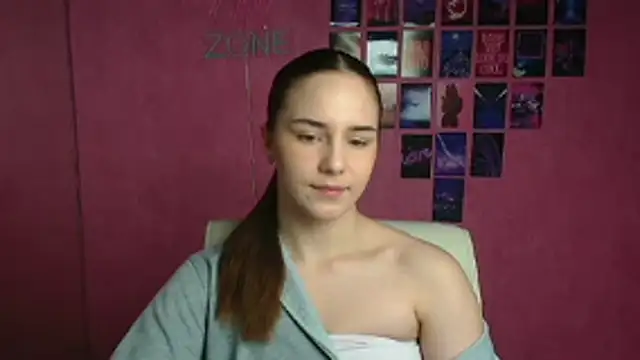 Snapshot of Kyara_ra chatting on 24, 4, 2026 Kyara ra online show from 24, 4, 2026