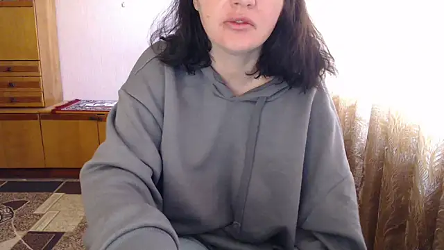 AlinaxJames online show from 4, 5, 2026