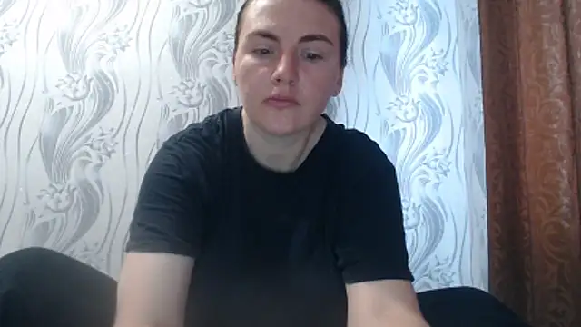 Snapshot of AlinaxJames chatting on 27, 6, 2026 AlinaxJames online show from 27, 6, 2026
