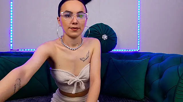 Snapshot of EliaSkye chatting on 3, 6, 2026 EliaSkye online show from 3, 6, 2026