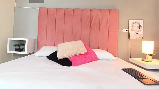 KARINA RUBY online show from 17, 4, 2026