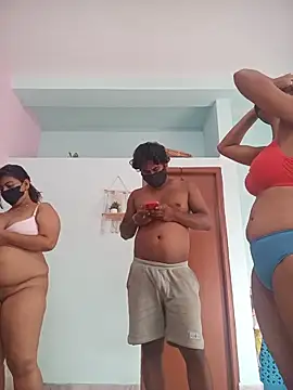 Loving Naughtycouple online show from 20, 5, 2026