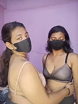 Loving Naughtycouple online show from 30, 5, 2026