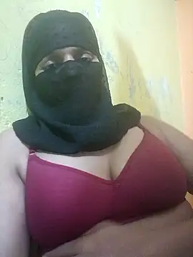 Couple-tina online show from 7, 5, 2026
