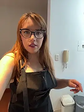 Snapshot of AliceMtz chatting on 27, 4, 2026 AliceMtz online show from 27, 4, 2026