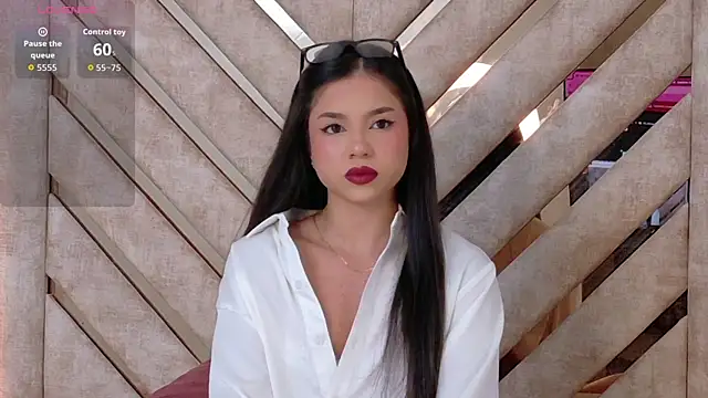 Snapshot of Valeria-Beltran chatting on 7, 7, 2026 Valeria-Beltran online show from 7, 7, 2026