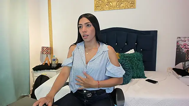 Snapshot of AmberKayleigh chatting on 10, 6, 2026 AmberKayleigh online show from 10, 6, 2026