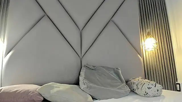 lolabunnysc online show from 29, 5, 2026