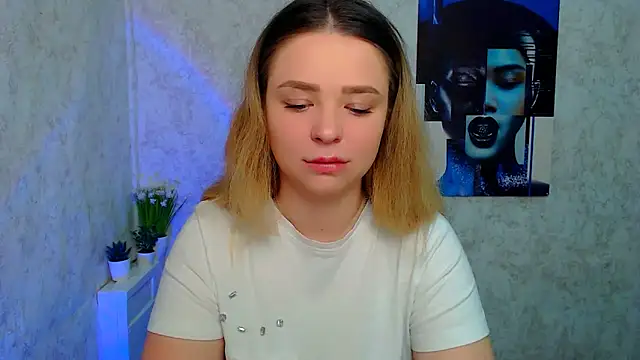NicoleAura online show from 13, 5, 2026
