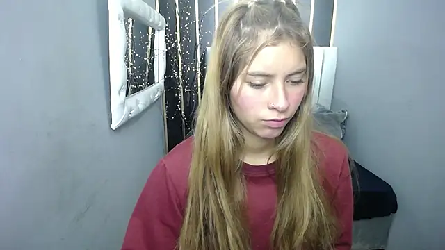 Snapshot of nancy_blonde chatting on 27, 4, 2026 nancy blonde online show from 27, 4, 2026