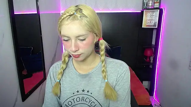 nancy blonde online show from 28, 6, 2026