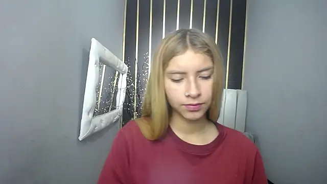 Snapshot of nancy_blonde chatting on 12, 5, 2026 nancy blonde online show from 12, 5, 2026