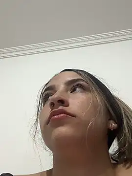 JUANITA07 online show from 27, 5, 2026