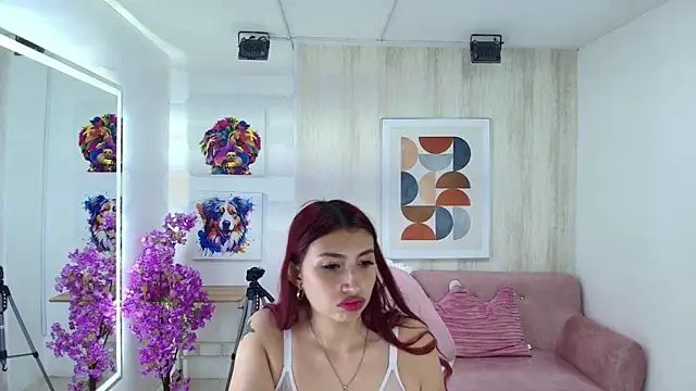 Sofi monroeee online show from 4, 5, 2026