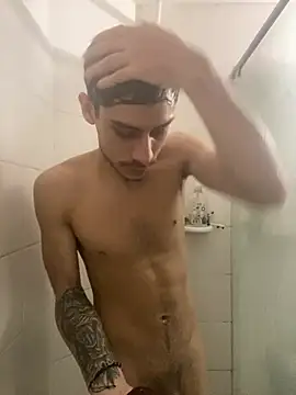 Axel DavisS online show from 17, 7, 2026