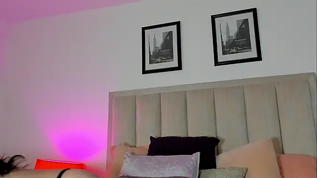 Snapshot of CatalinaSaanz chatting on 16, 6, 2026 CatalinaSaanz online show from 16, 6, 2026