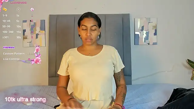 Snapshot of kristel_lee_ chatting on 5, 5, 2026 kristel lee online show from 5, 5, 2026