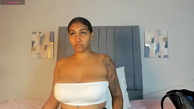 Snapshot of kristel_lee_ chatting on 2, 5, 2026 kristel lee online show from 2, 5, 2026