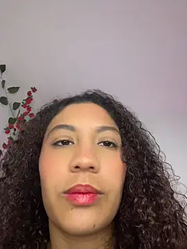 Daphnne Curly online show from 5, 6, 2026