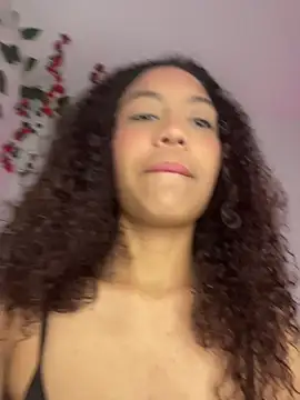 Daphnne Curly online show from 16, 5, 2026