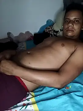 Snapshot of ReinaldoZapata chatting on 29, 4, 2026 ReinaldoZapata online show from 29, 4, 2026