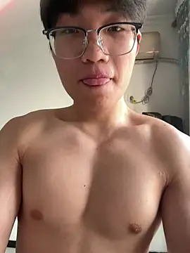 Ycen  online show from 18, 4, 2026