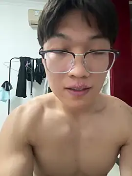 Snapshot of Ycen_ chatting on 29, 4, 2026 Ycen online show from 29, 4, 2026