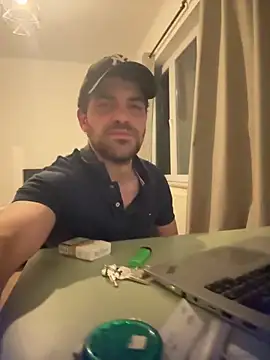 andreadgllll online show from 23, 4, 2026