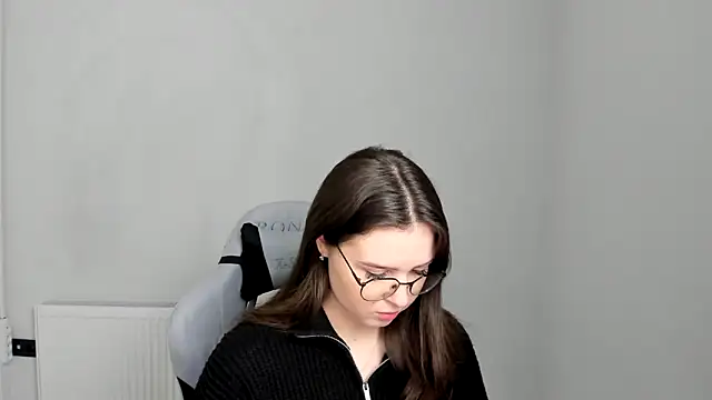 Regina cute  online show from 23, 4, 2026