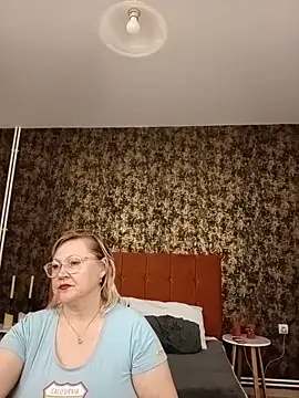 Snapshot of I_amVeronicle chatting on 2, 6, 2026 I amVeronicle online show from 2, 6, 2026