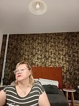 Snapshot of I_amVeronicle chatting on 5, 6, 2026 I amVeronicle online show from 5, 6, 2026