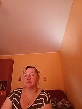 I amVeronicle online show from 17, 7, 2026