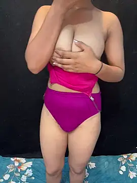 Snapshot of CuteHaseena chatting on 5, 7, 2026 CuteHaseena online show from 5, 7, 2026