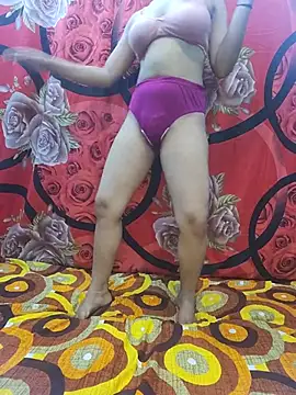 Snapshot of CuteHaseena chatting on 11, 7, 2026 CuteHaseena online show from 11, 7, 2026