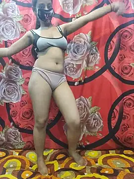 Snapshot of CuteHaseena chatting on 22, 7, 2026 CuteHaseena online show from 22, 7, 2026