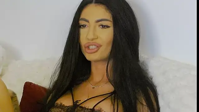 Snapshot of MadisonDesire chatting on 12, 6, 2026 MadisonDesire online show from 12, 6, 2026