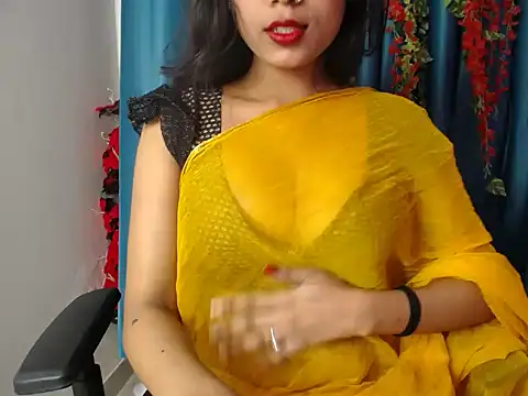 Naughtyy Ranii01 online show from 30, 4, 2026