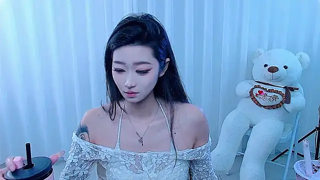 CC-828 online show from 23, 4, 2026