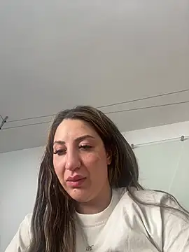 Snapshot of Nilay-Versaut chatting on 7, 7, 2026 Nilay-Versaut online show from 7, 7, 2026