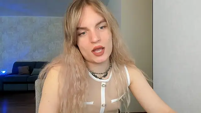Snapshot of milliKira006 chatting on 6, 5, 2026 milliKira006 online show from 6, 5, 2026