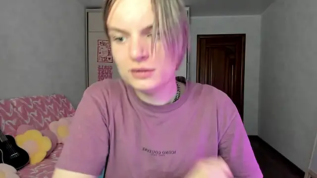 Snapshot of milliKira006 chatting on 23, 5, 2026 milliKira006 online show from 23, 5, 2026