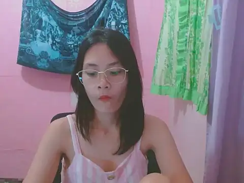 Sweetsexylady19 online show from 11, 7, 2026