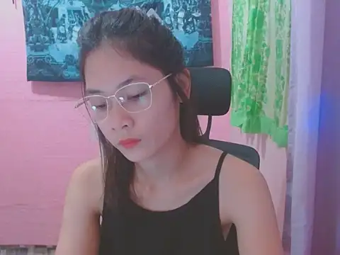 Sweetsexylady19 online show from 19, 6, 2026