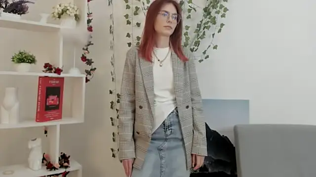 MyrlYosko online show from 22, 4, 2026