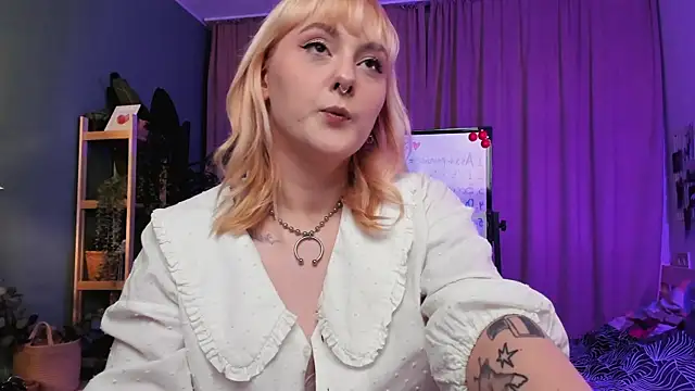 Emma Thomps online show from 11, 6, 2026