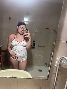 kitty cutess online show from 7, 5, 2026