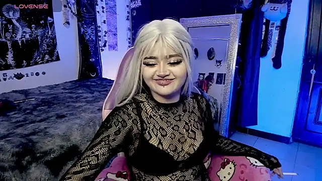 Snapshot of lya_nekko_ chatting on 15, 6, 2026 lya nekko online show from 15, 6, 2026