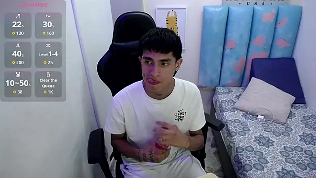 AAA WHITE online show from 21, 4, 2026